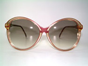 Nina Ricci 1300 Details