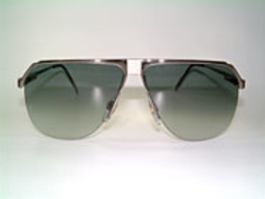 Gucci 1202 Large Details