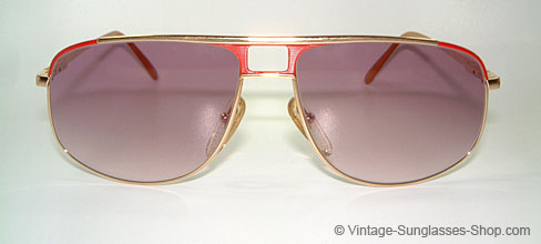Lacoste 881 Details