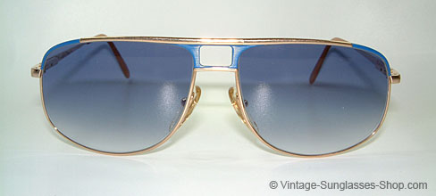 Lacoste 881 Details