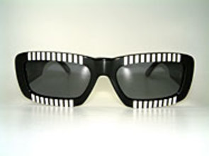 Vintage Robert La Roche '3' Details