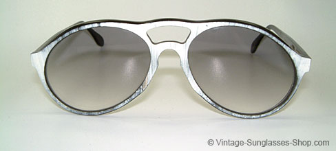 Bugatti 55020 - Genuine Horn Details