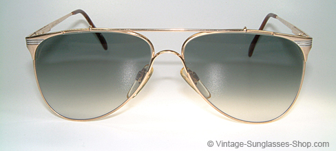 Jaguar 305 - Small Details