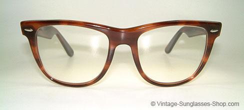 ray ban wayfarer jfk