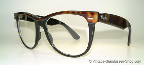 ray ban wayfarer jfk