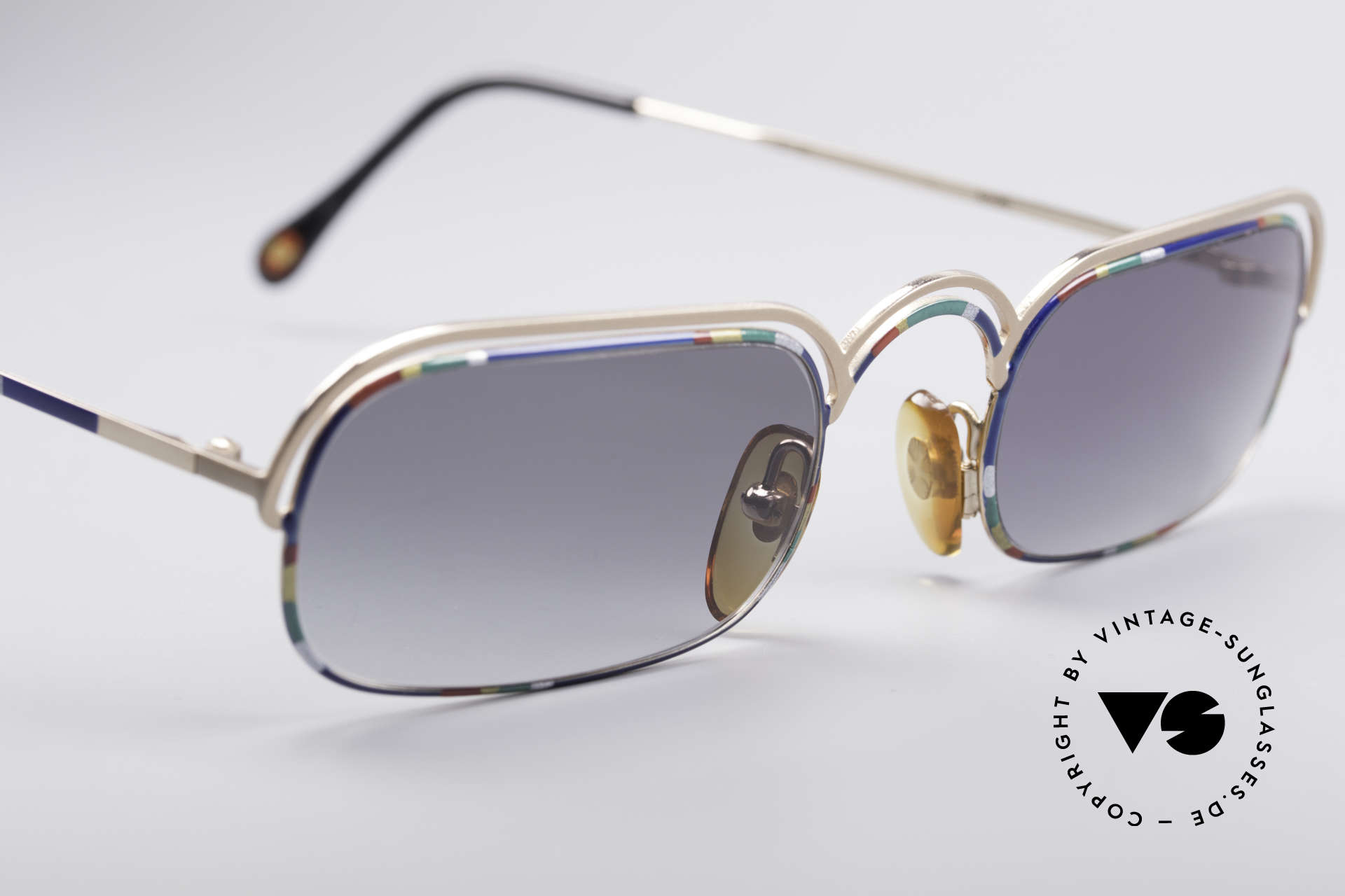 pince nez round frame glasses