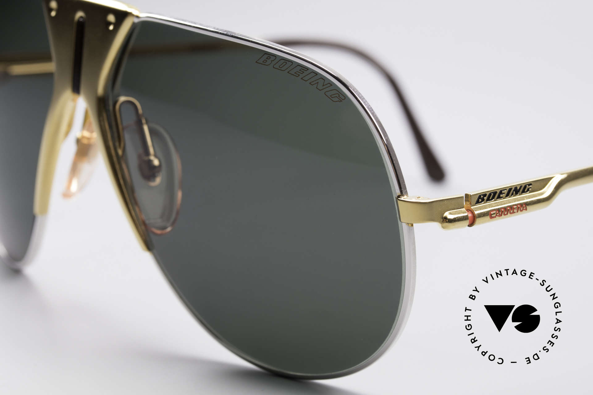 Boeing 5701 Famous 80's Pilots Shades, hybrid between functionality, quality and lifestyle, Made for Men and Women
