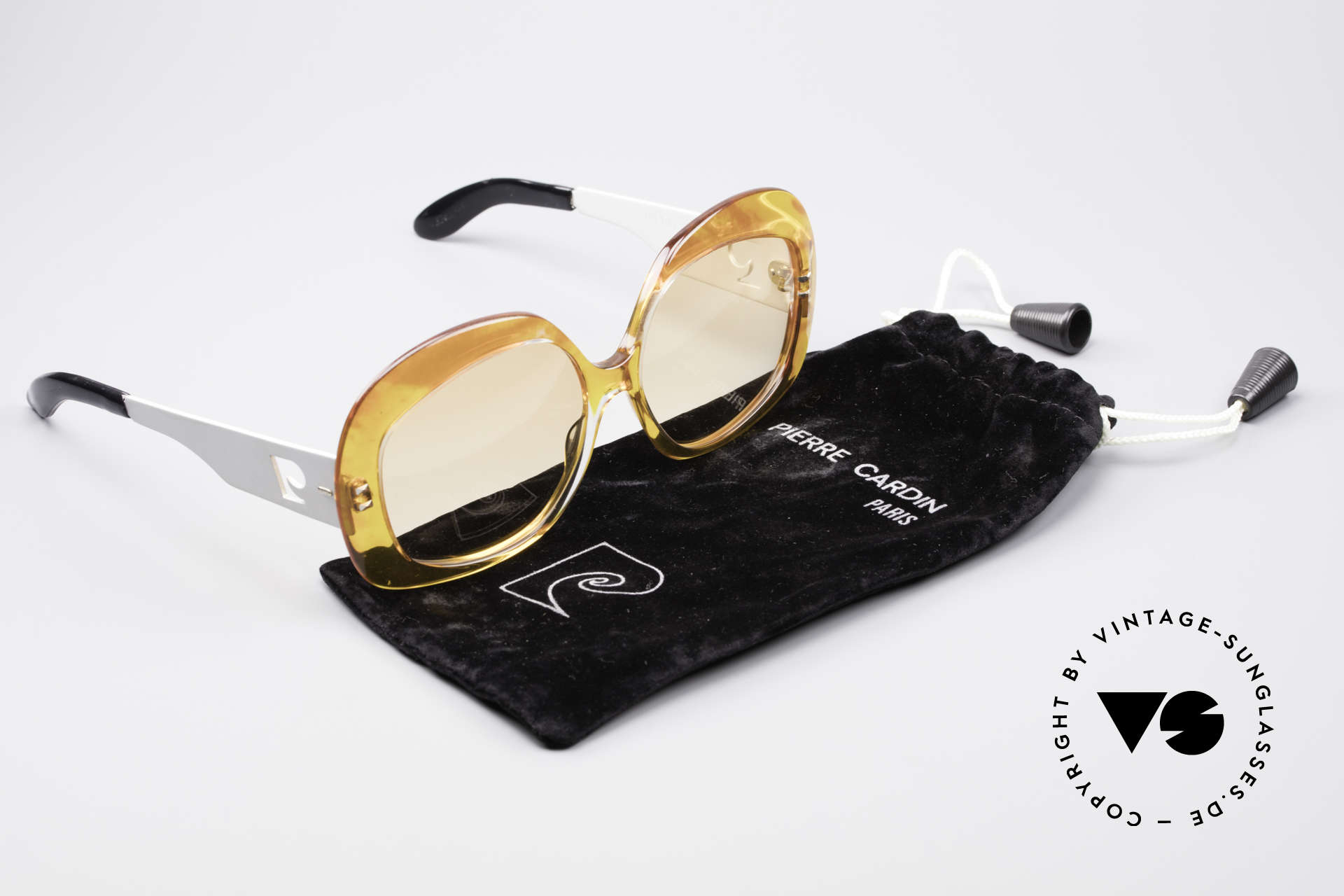 Pierre Cardin Lunettes De Soleil Vintage Rondes à œillets En écailles D Et Roses C17 Années 1960 Neuf