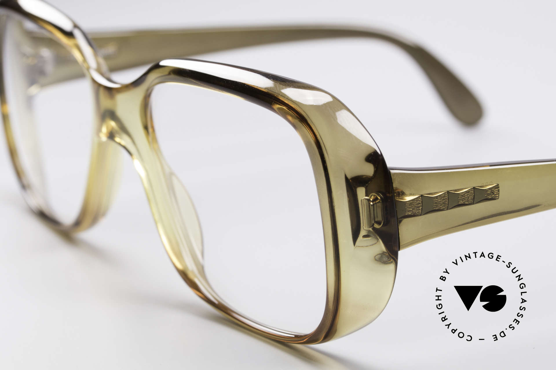 new mens glasses styles 2023
