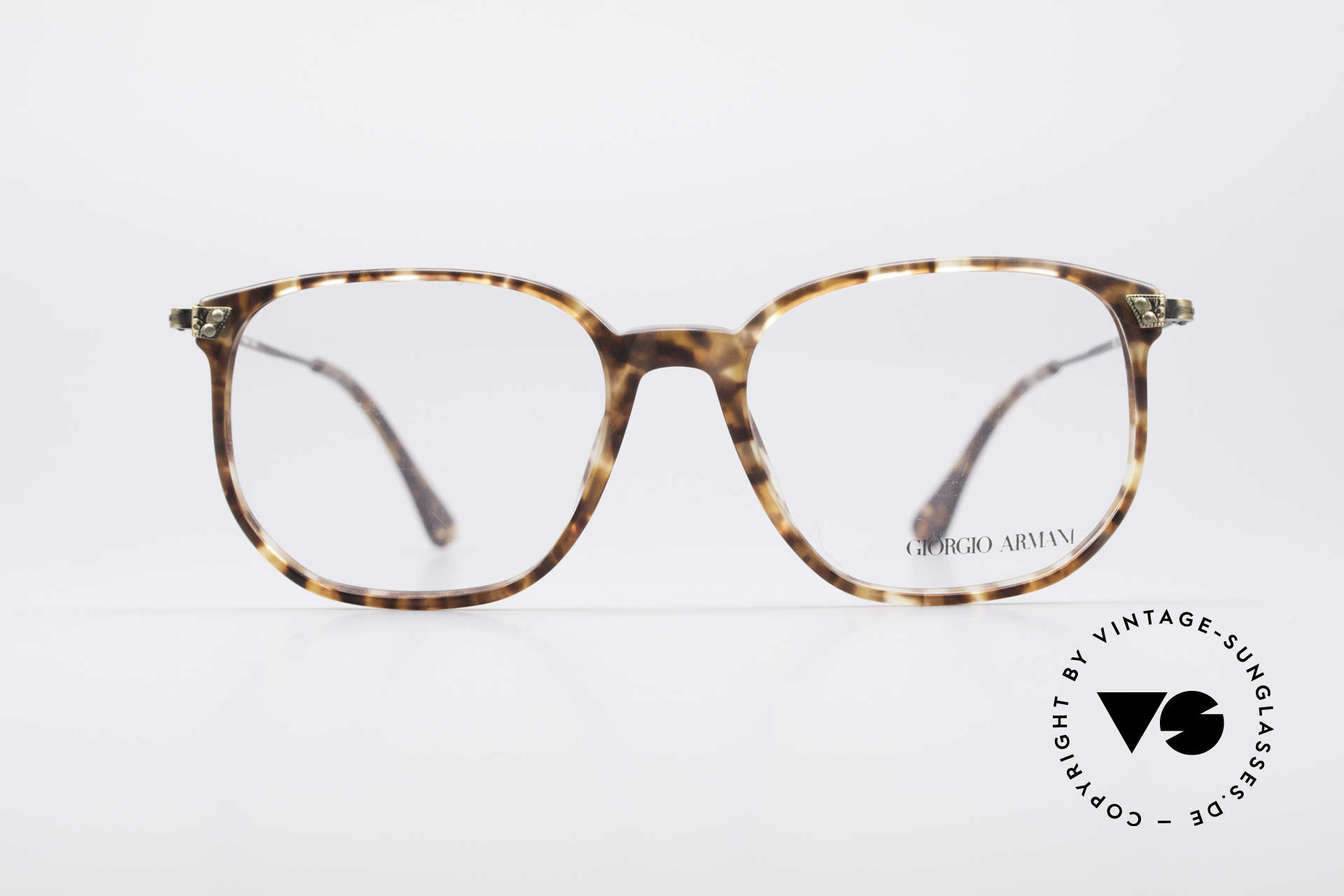 Giorgio Armani 335 True Vintage Eyeglasses, classic, timeless, elegant = characteristic of GA, Made for Men and Women