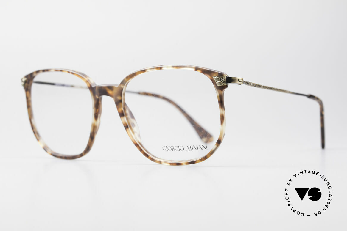 Giorgio Armani 335 True Vintage Eyeglasses, great pattern and temples with costly engravings, Made for Men and Women