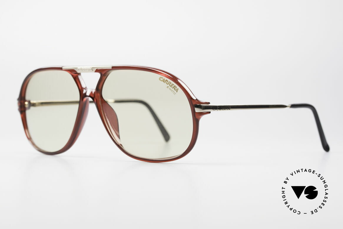 Carrera 5411 C-Matic Extra Changeable Sun Lenses, lenses are darker in the sun and lighter in the shade, Made for Men
