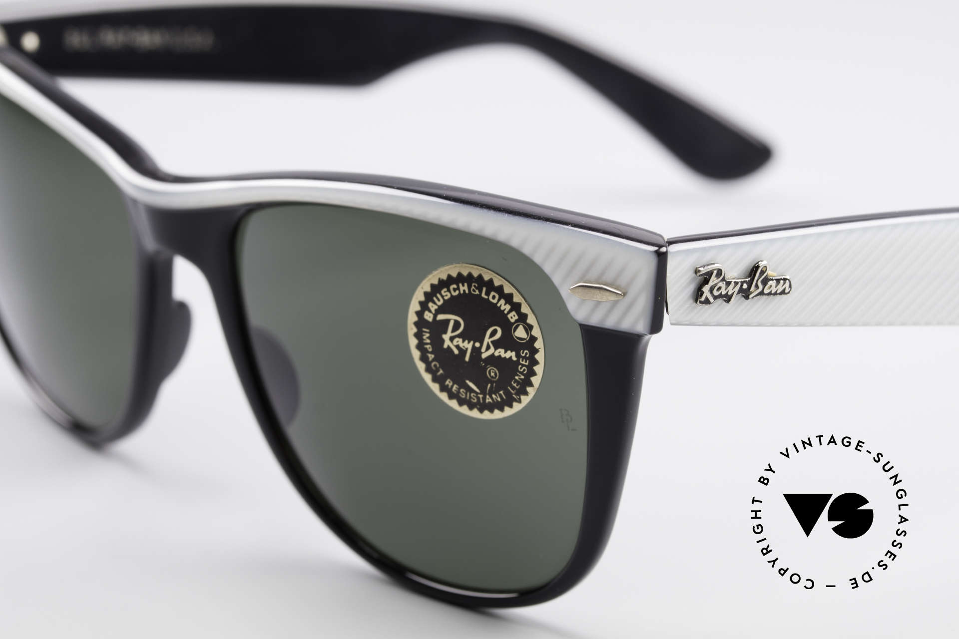 old school ray ban wayfarer