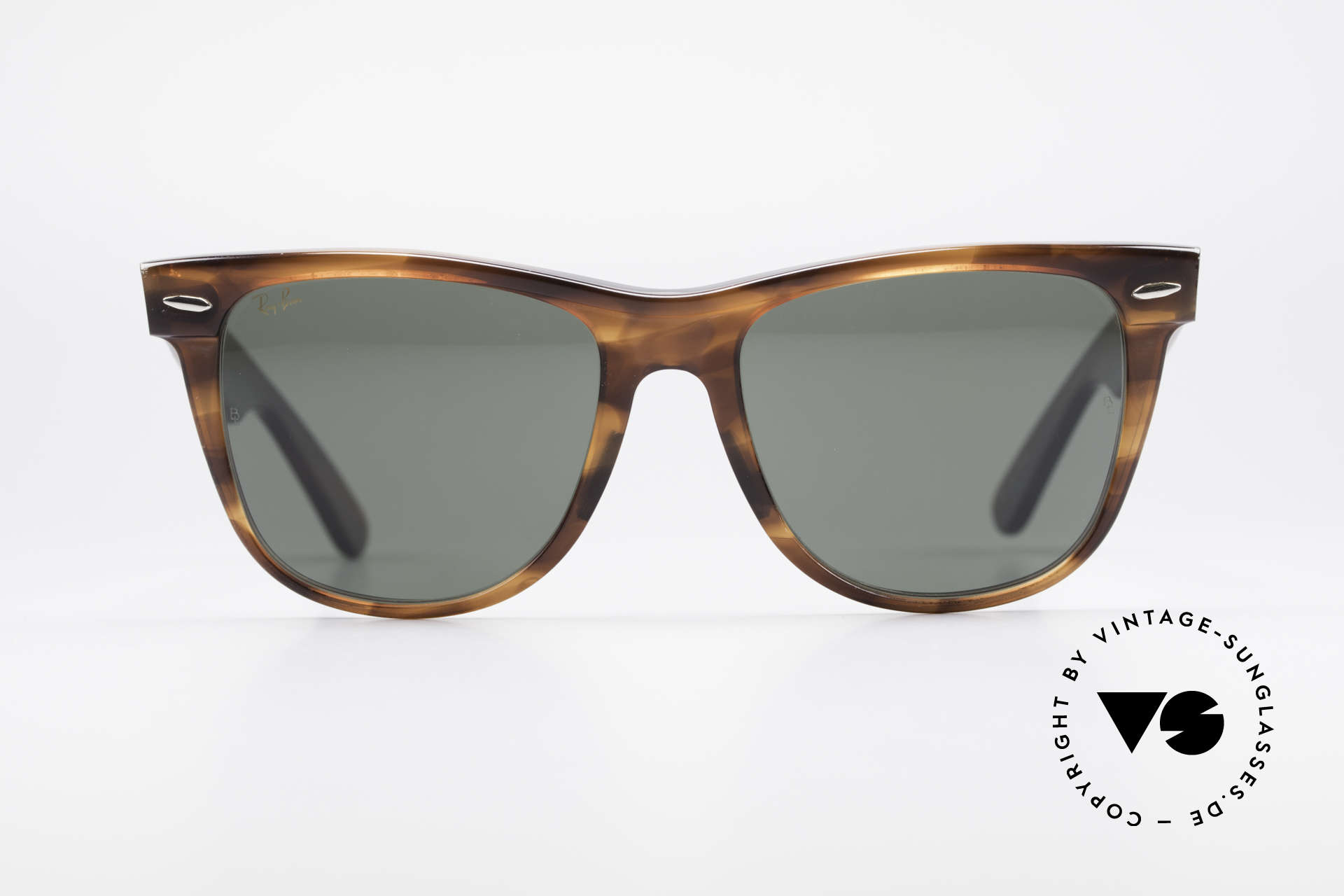 ray ban wayfarer jfk