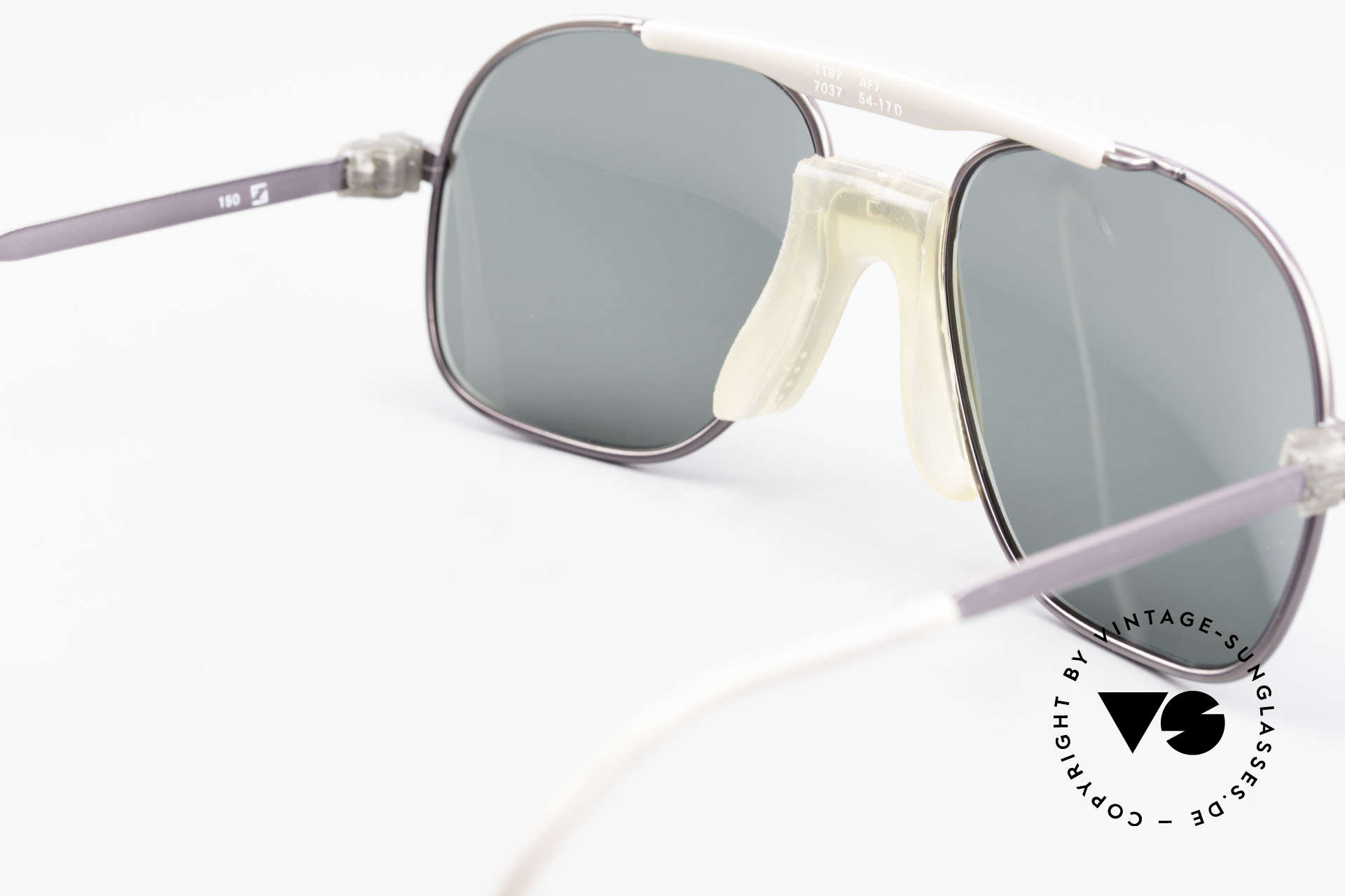 nike air max invigor grey green