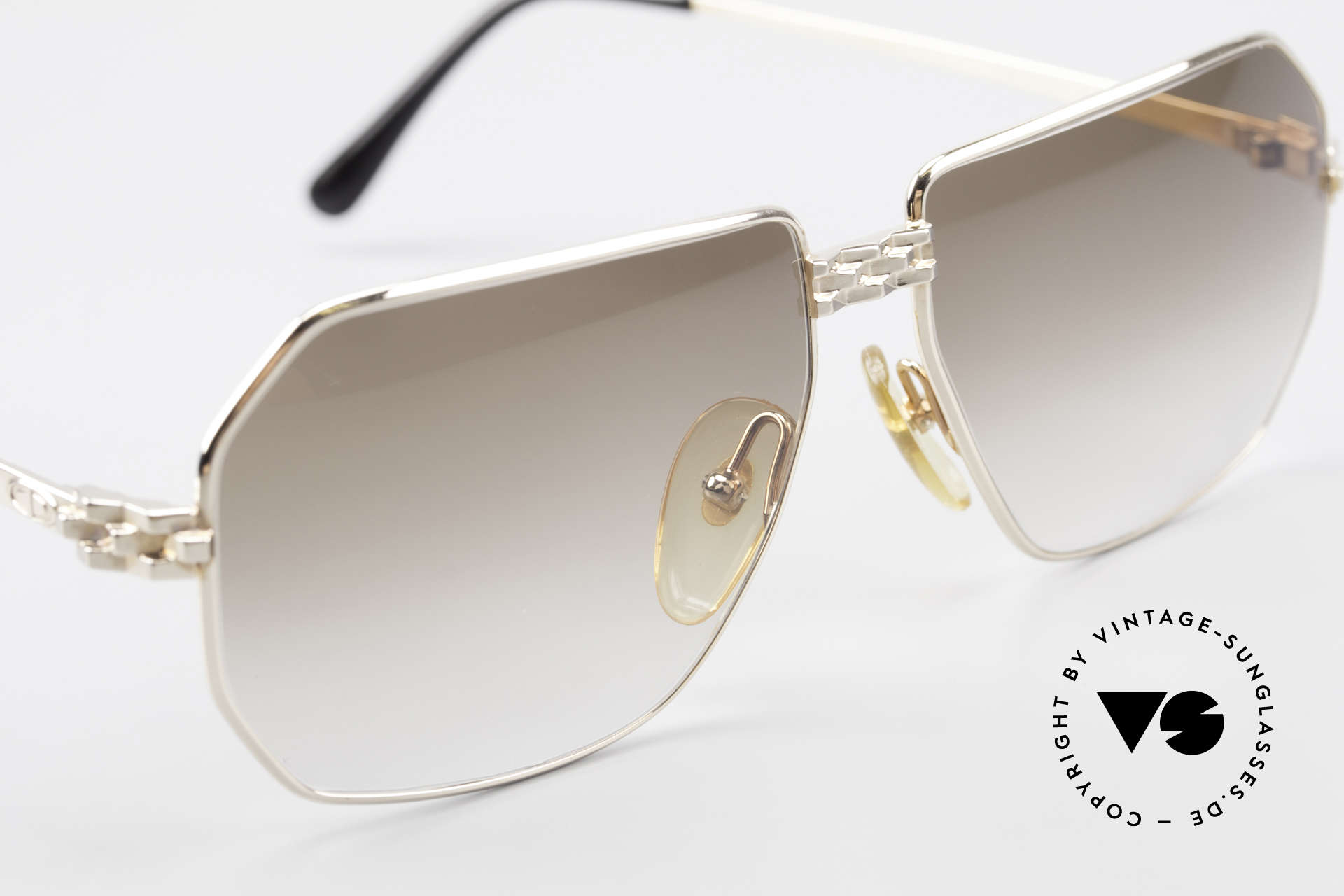 square frame gucci glasses