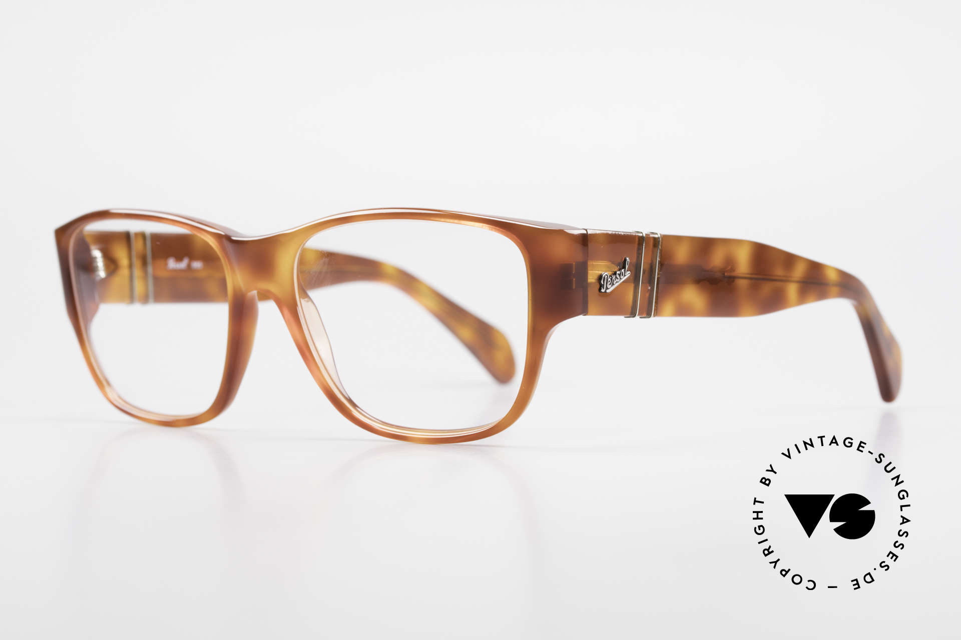 Persol 856 Striking Men's Vintage Frame, unworn (like all our vintage PERSOL glasses), Made for Men