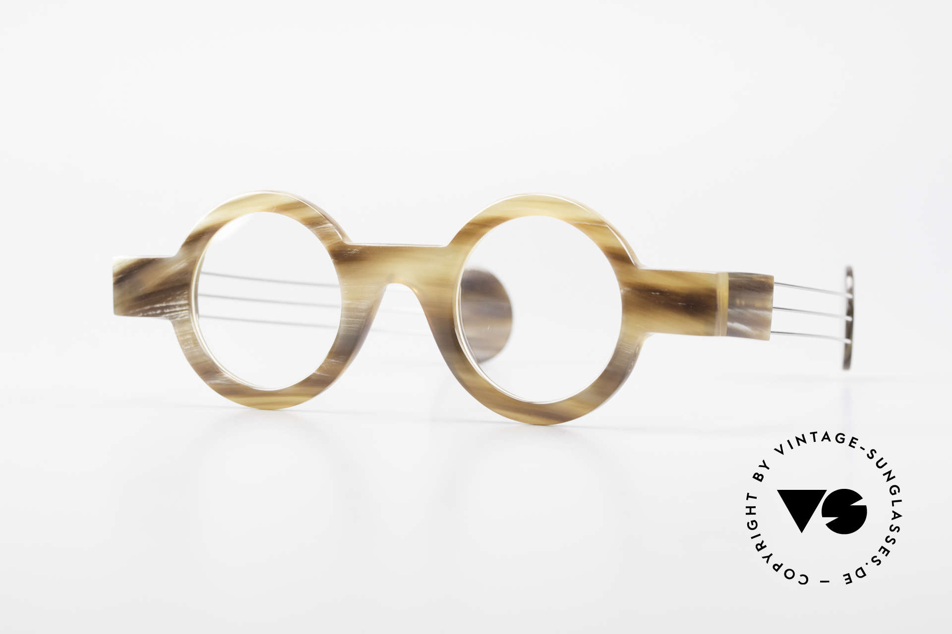 P. Klenk Bold 022 Horn Frame Twistable Temples, striking round horn eyeglass-frame by P. Klenk from 1991, Made for Men and Women