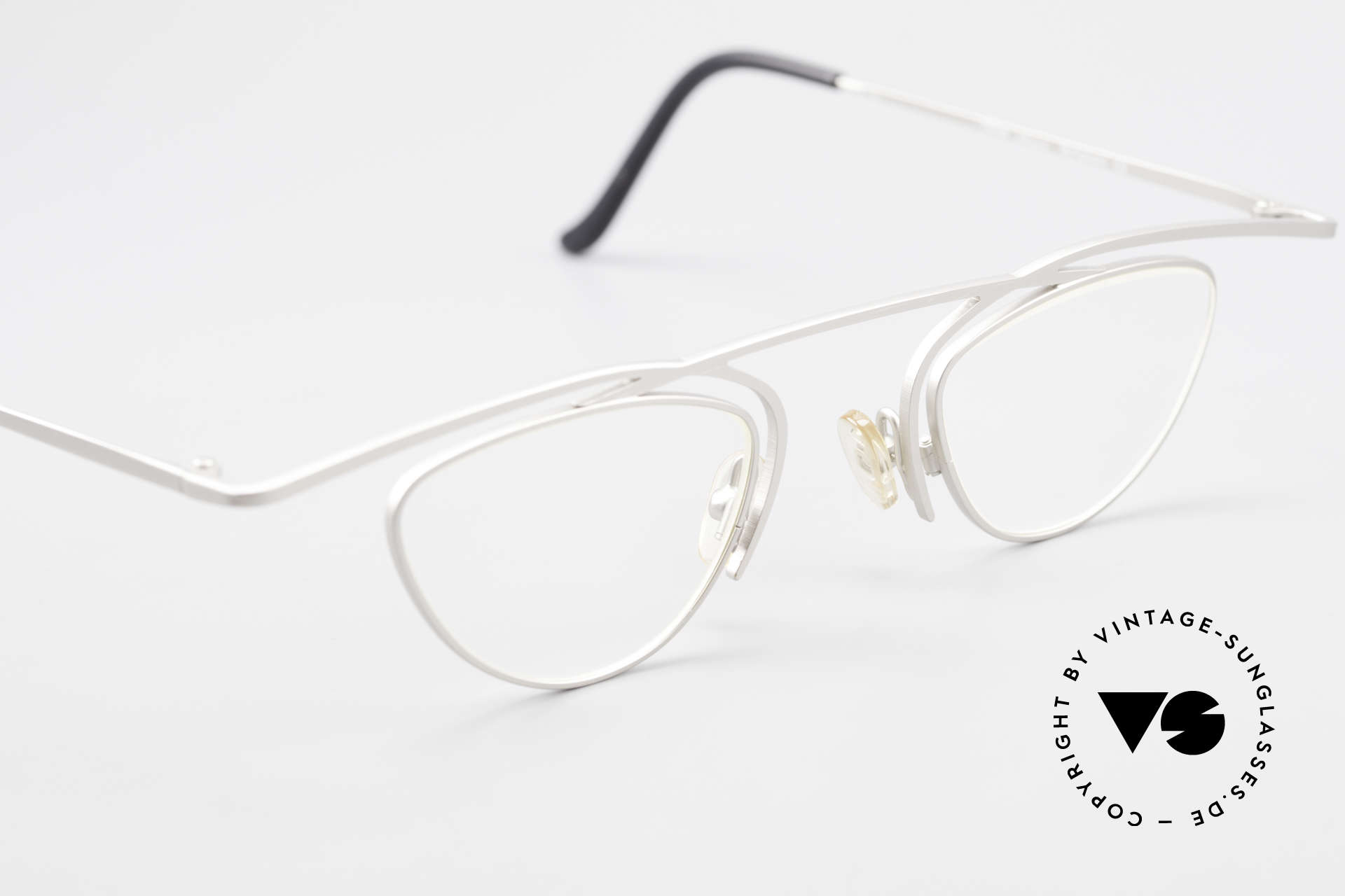 Theo Belgium Rhum Avant-Garde Ladies Glasses XL, unworn vintage eyeglass-frame (with representativeness), Made for Women