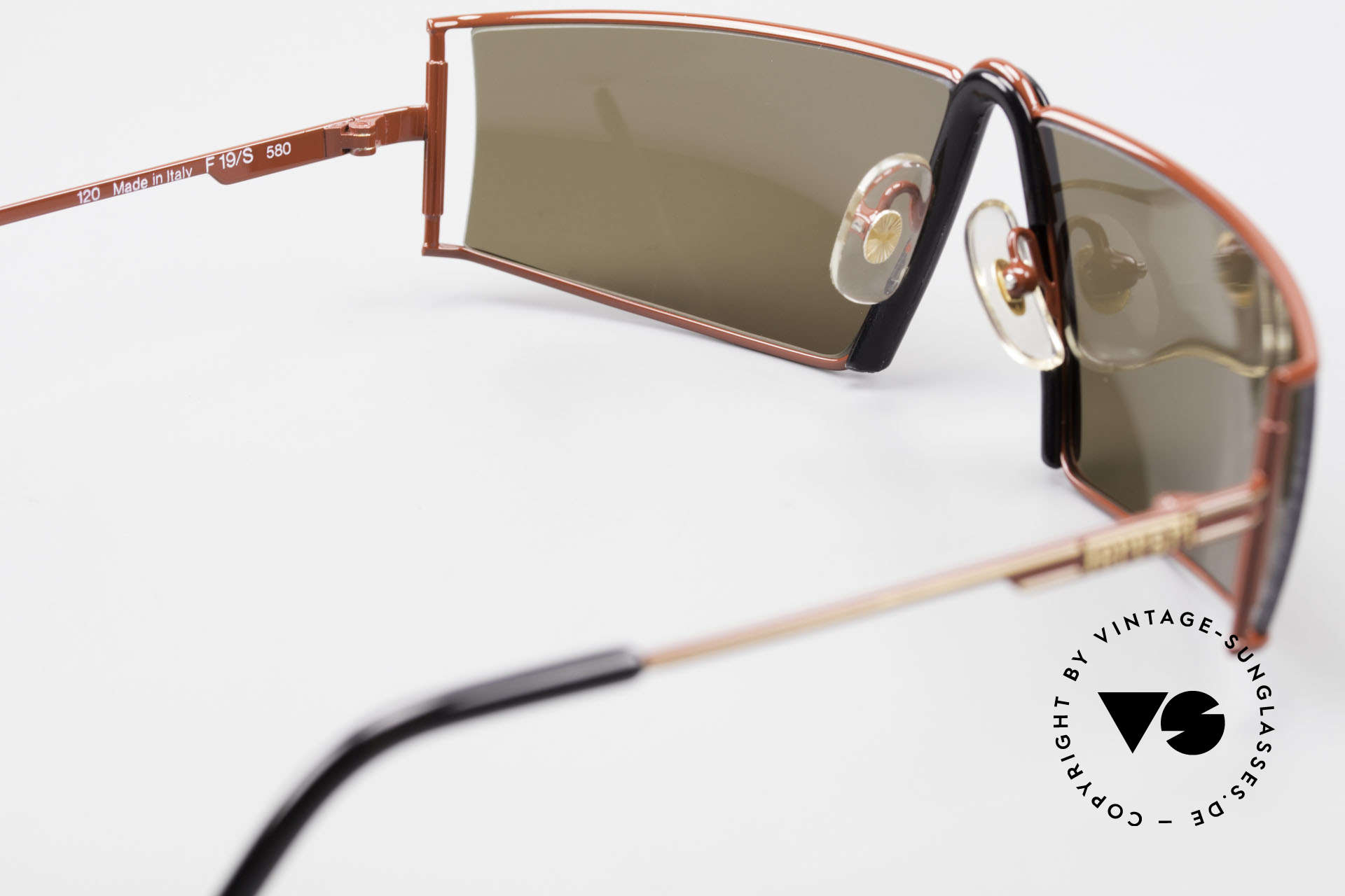 Sunglasses Ferrari F19/S Shades Like XL Reading Glasses