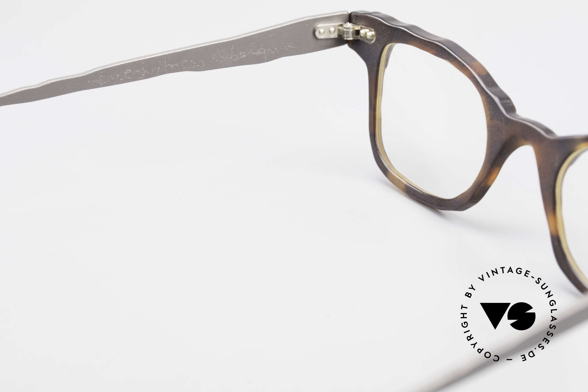 Glasses Theo Belgium EyeWitness AvantGarde Titanium Glasses