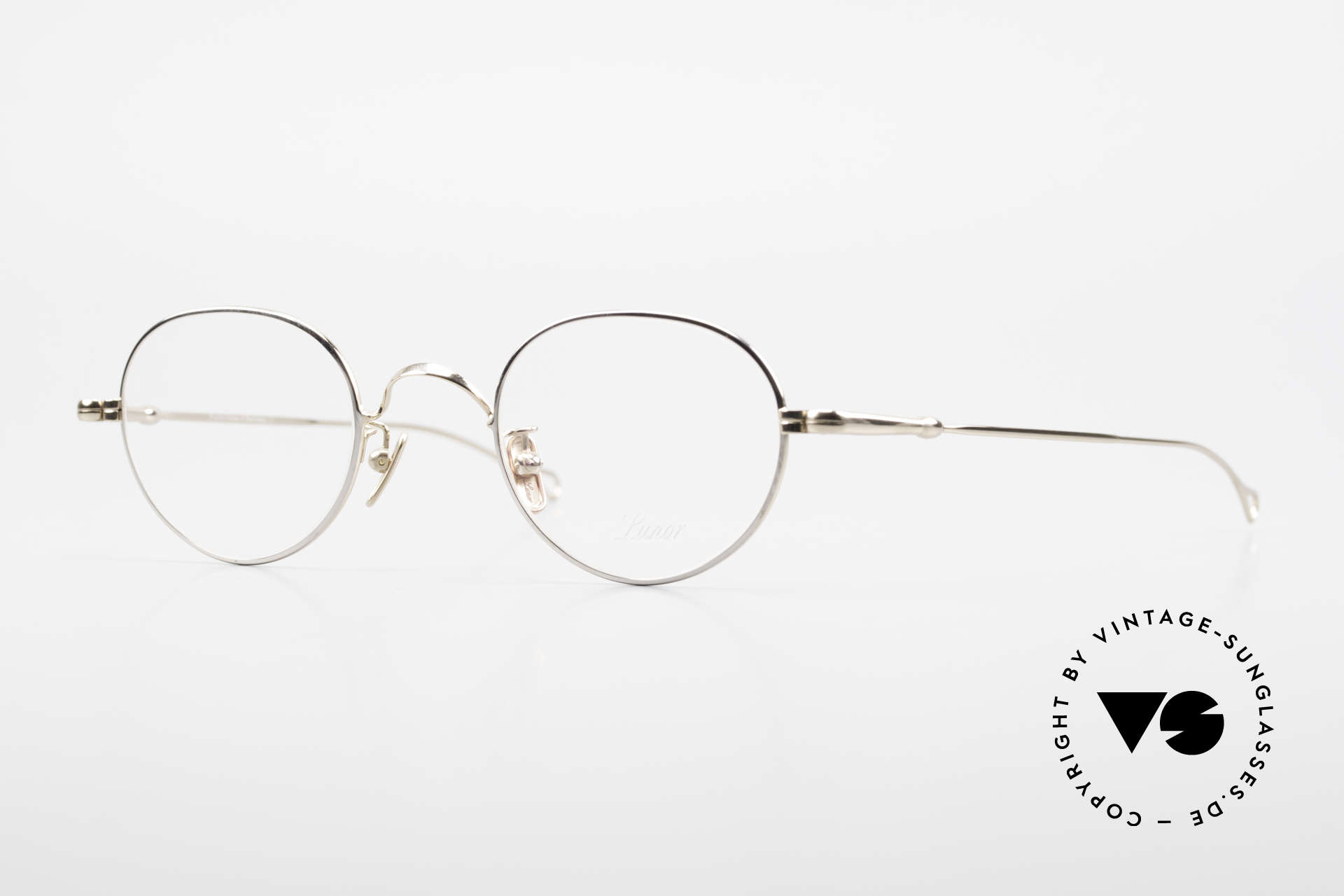 Lunor V 108 Bicolor Eyeglasses Titanium, LUNOR: honest craftsmanship with attention to details, Made for Men