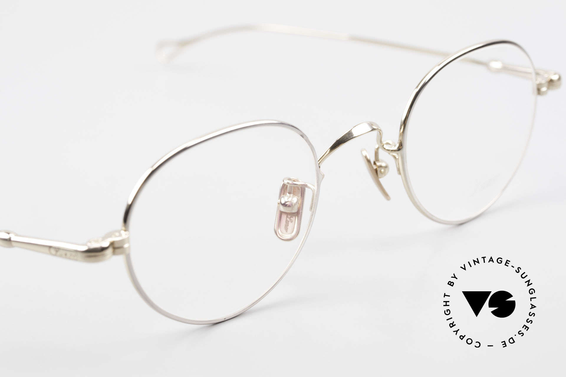 Lunor V 108 Bicolor Eyeglasses Titanium, thus, we decided to take it into our vintage collection, Made for Men