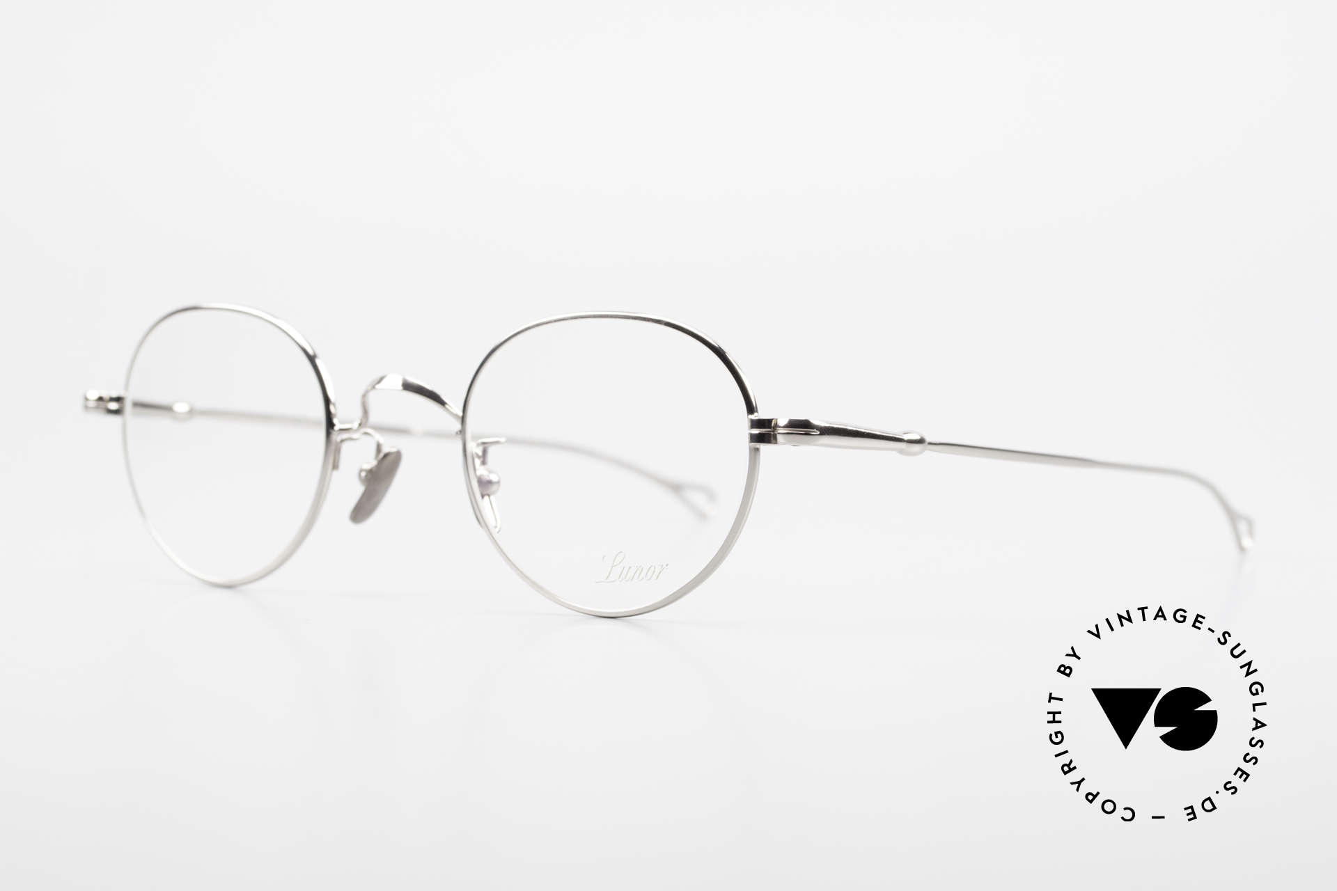 Lunor V 108 Panto Frame Platinum Plated, model V 108: very elegant Panto glasses for gentlemen, Made for Men