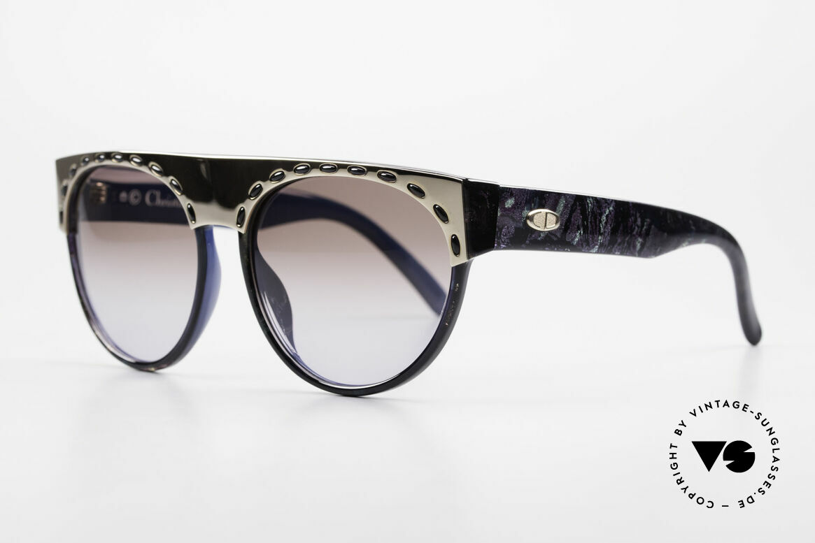 Christian Dior 2437 Vintage Ladies Sunglasses 80's, frame shines marble blue & completely blue on the back, Made for Women