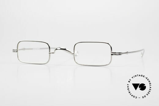Lunor II 13 Square Luxury Glasses Small Details