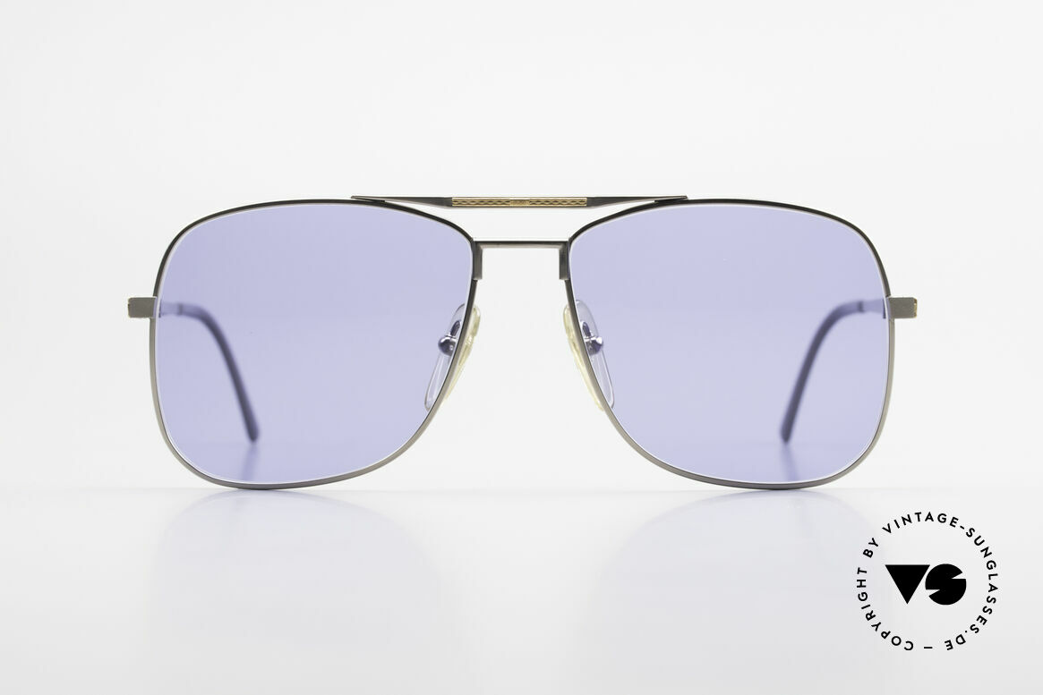 Dunhill 6038 18kt Gold Titanium 80s Shades, this Dunhill model is at the top of the eyewear sector, Made for Men