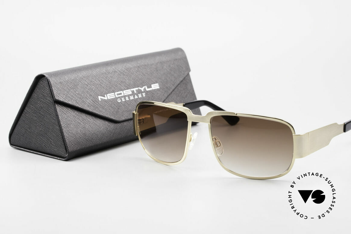 Neostyle Nautic 2 Miley Cyrus Video Sunglasses, Size: extra large, Made for Men