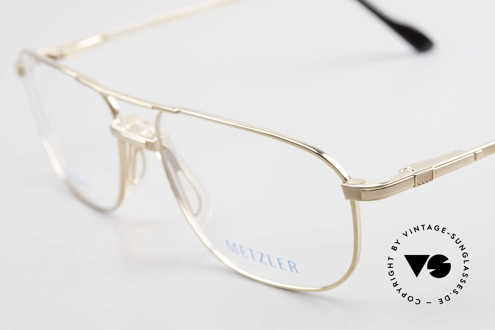 Metzler 1714 Classic Men's Glasses Titan, unworn (like all our rare vintage 90's eyeglasses), Made for Men