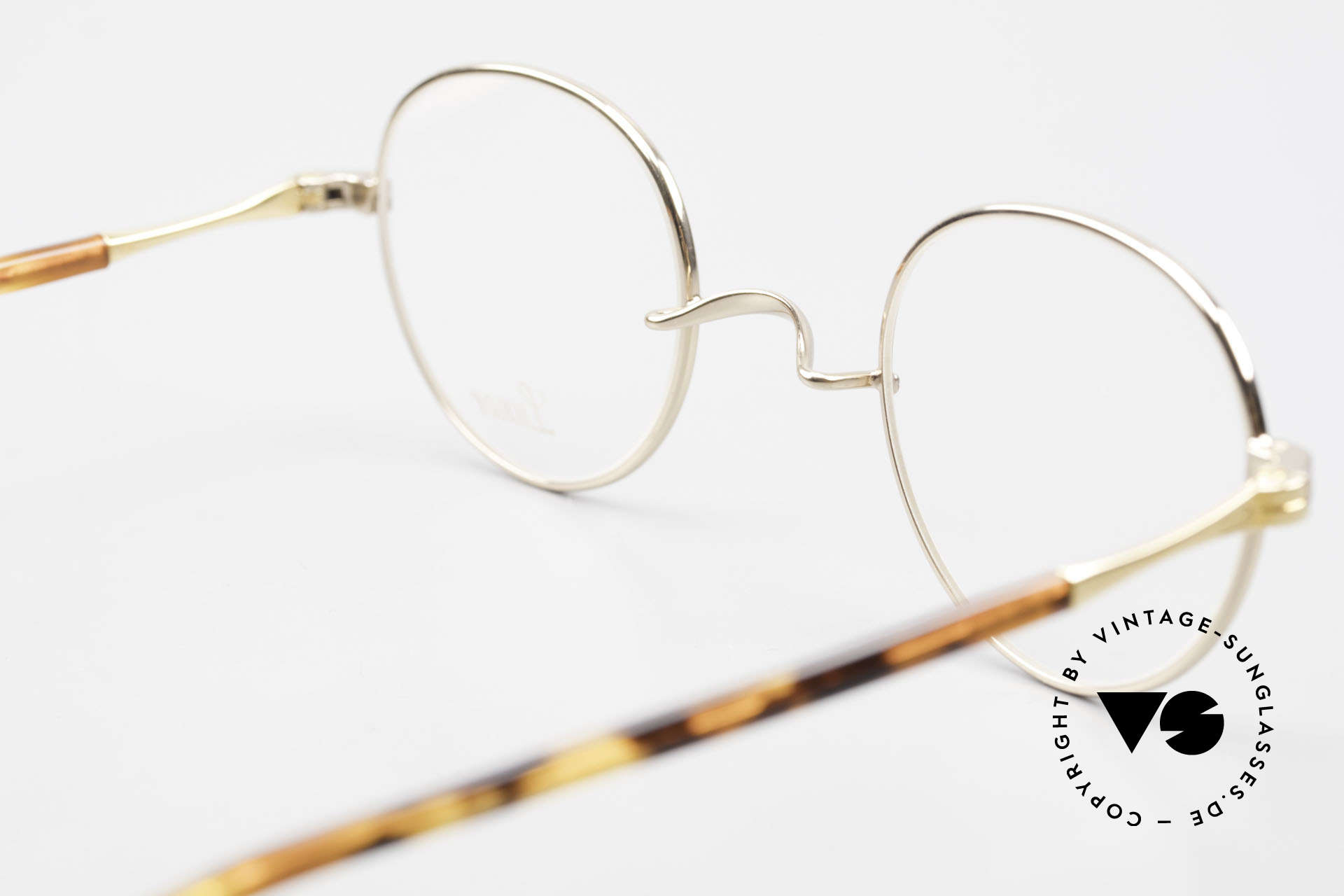 Lunor II A 22 Round Lunor Specs Gold Plated, full rimmed frame can be glazed with lenses of any kind, Made for Men and Women