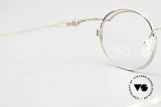 Cazal 775 Rare Oval 1990's Eyeglasses, frame is made for lenses of any kind (optical / sun), Made for Men and Women