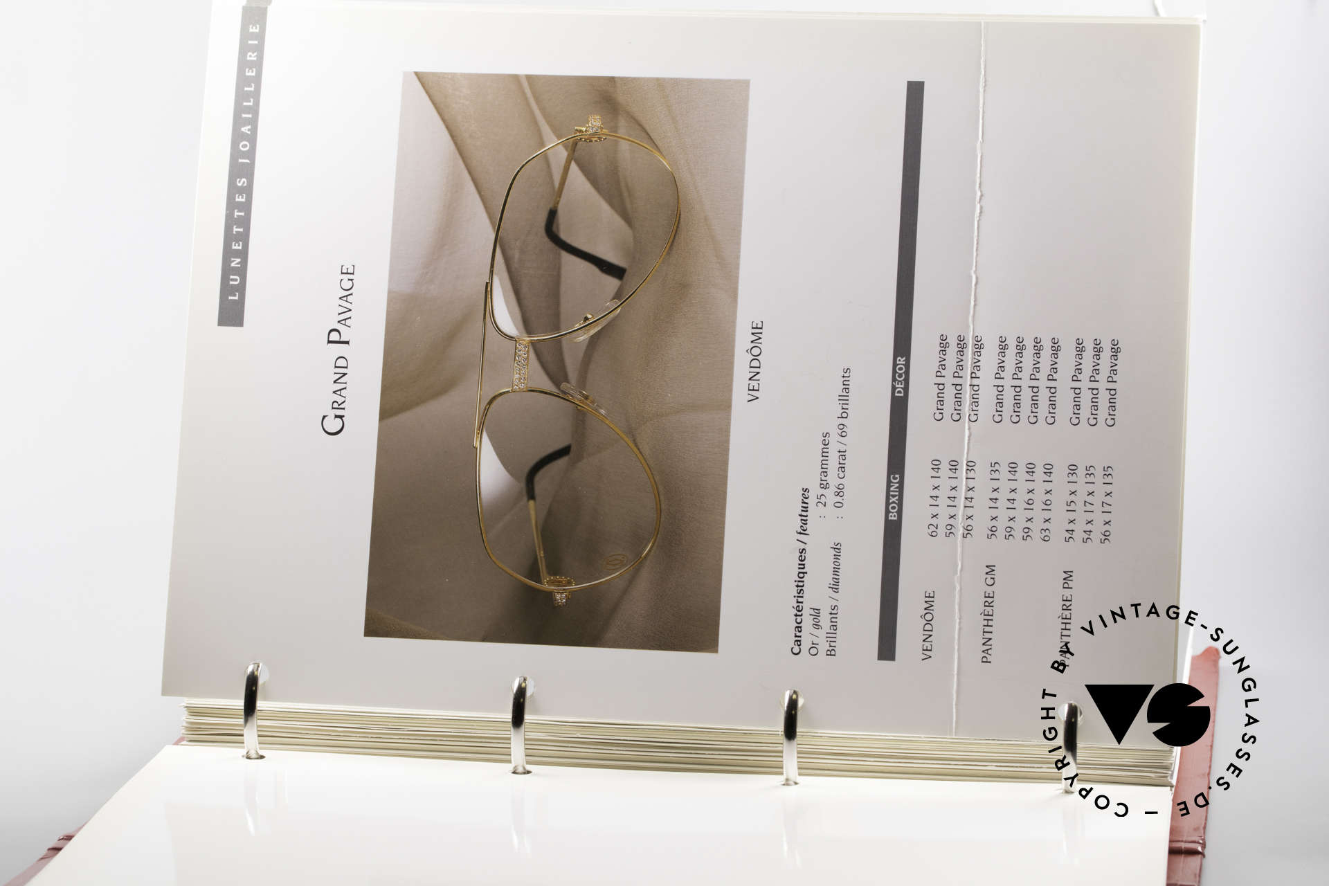 Cartier_ Catalog Cartier Lunettes Eyewear, with more than 85 pages (1,8kg total weight), Made for Men and Women