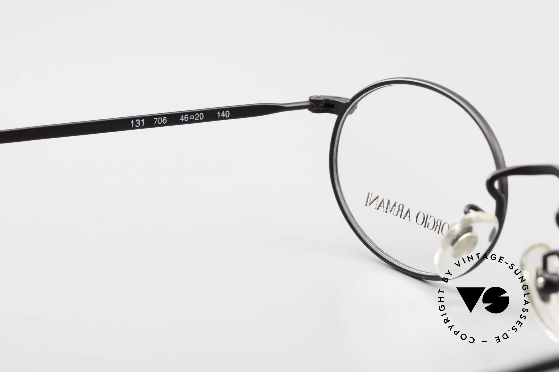 Giorgio Armani 131 Vintage Eyeglasses Oval Frame, the frame is made for prescription lenses, of course, Made for Men and Women