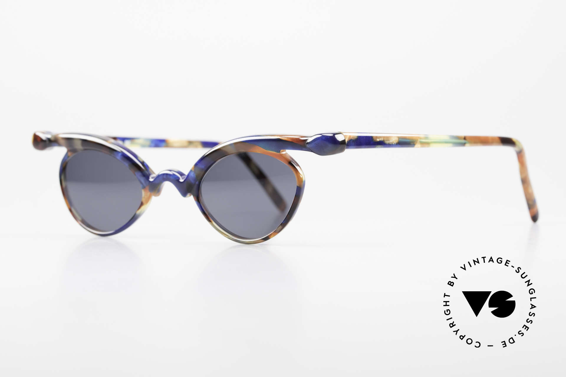 Design Maske Berlin Niobe Artful 90's Ladies Sunglasses, functional and EYE-CATCHING, at the same time, Made for Women