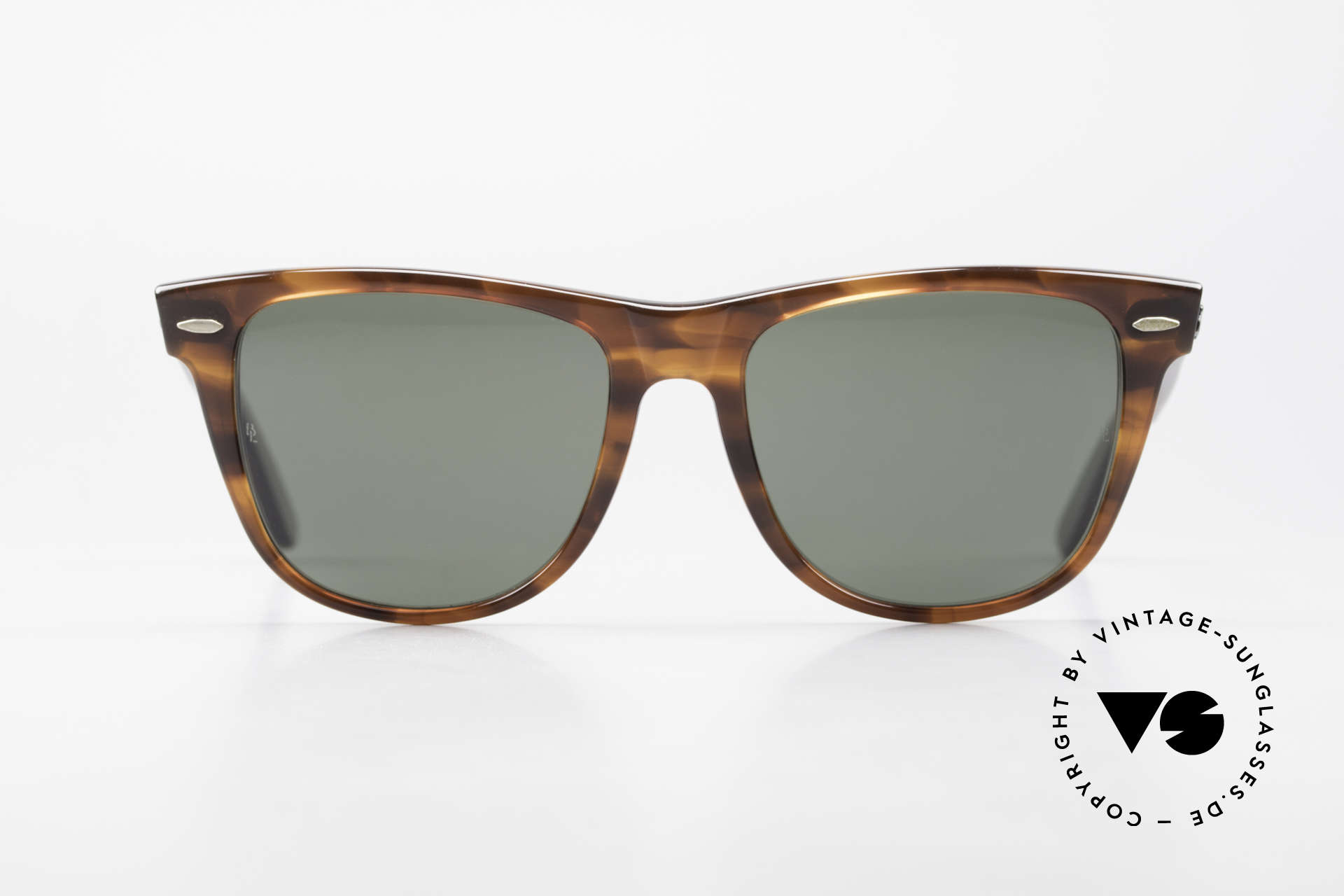 ray ban wayfarer jfk