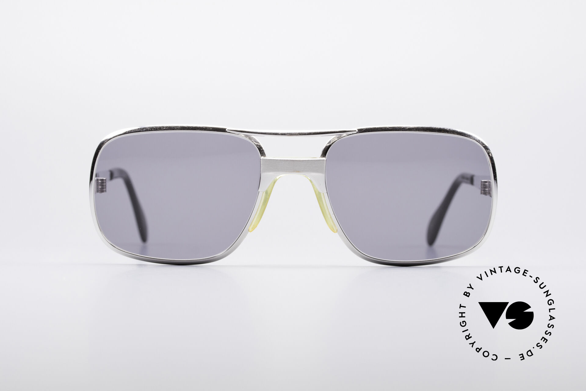 1970s METZLER Oversized Sunglasses in Gray, Made in Germany, Unisex Metzler 1970 098 Vintage 80s Sunglasses – Ed & Sarna Vintage  main image 4