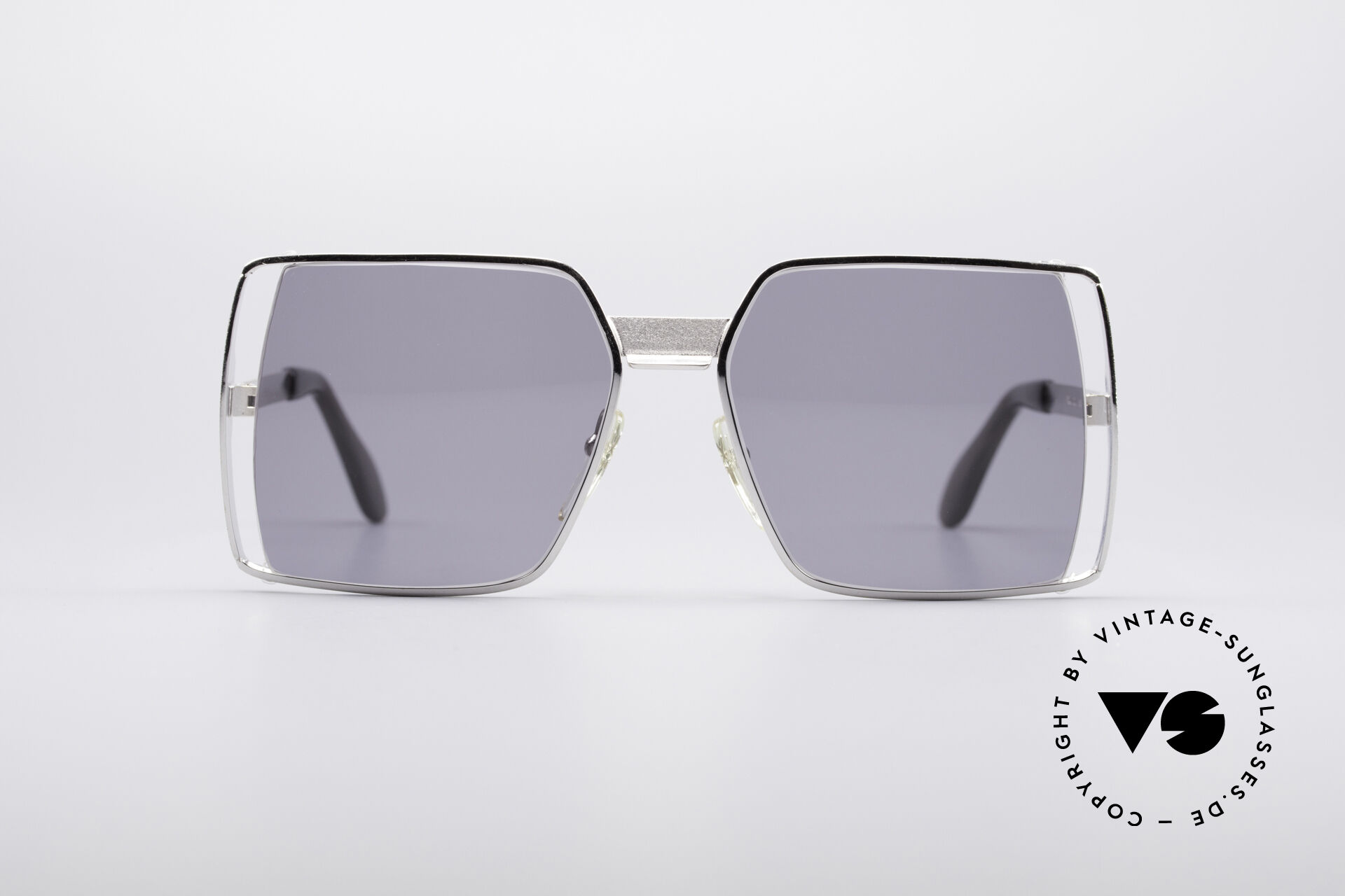 Designer sunglasses boutique top