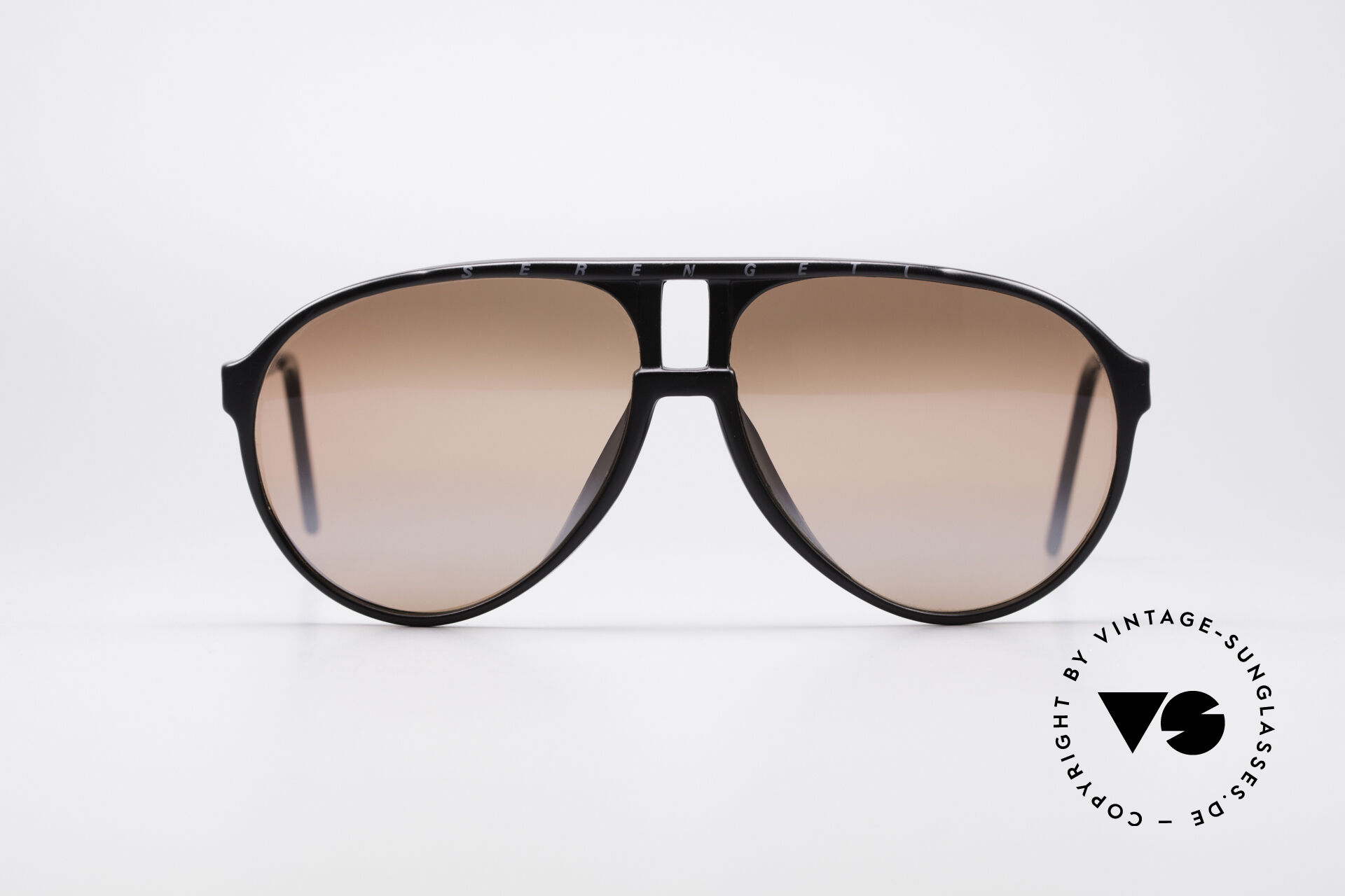 Serengeti Vintage women’s oversized Sunglasses Serengeti Joan Sunglasses -SS577001, SS577002, SS577003  main image 4