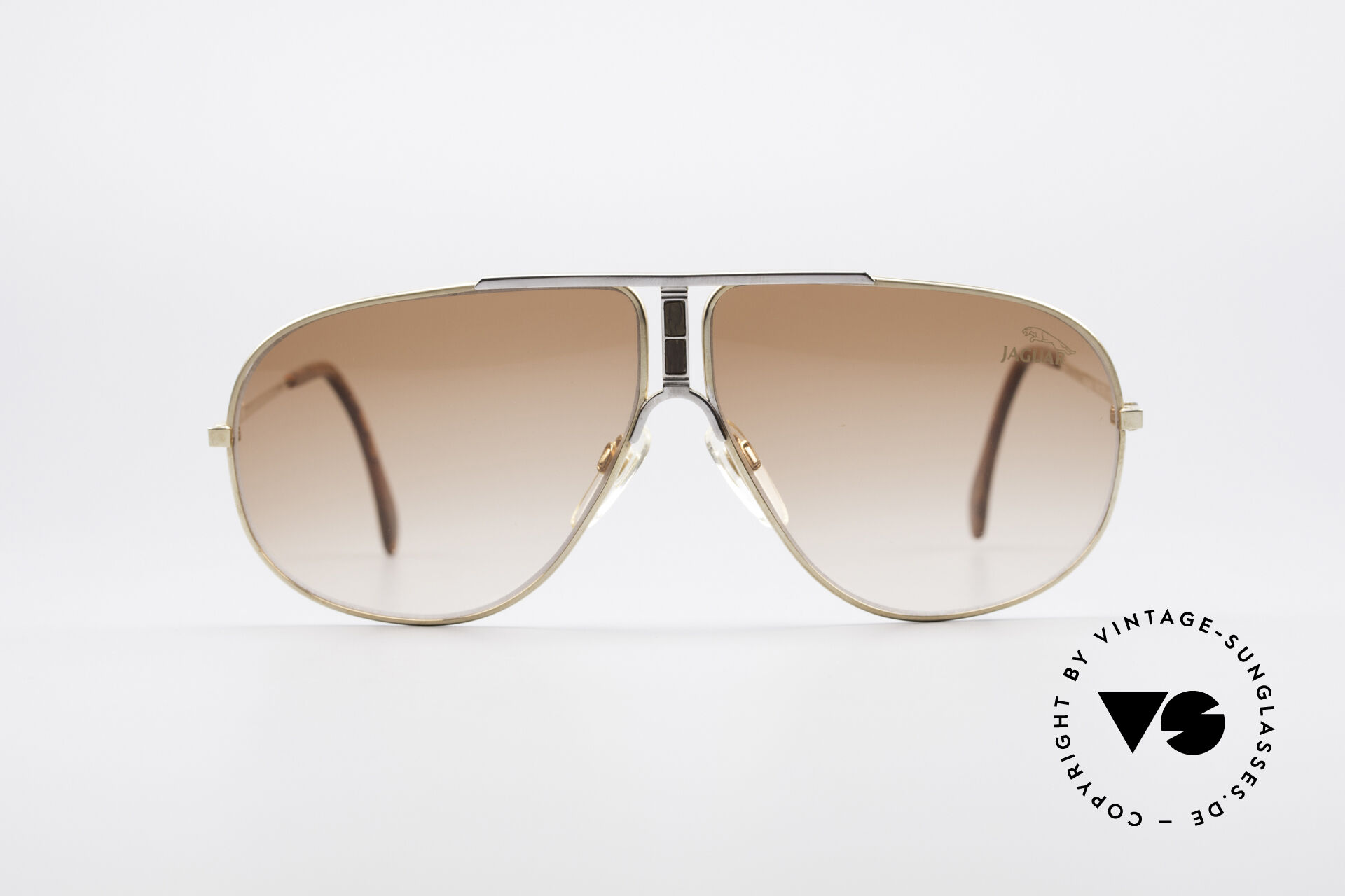 Vintage 1980\'s Jaguar Sunglasses‎ Red Trim Unisex A-841 Jaguar Vintage 1980s Aviator Sunglasses main image 4