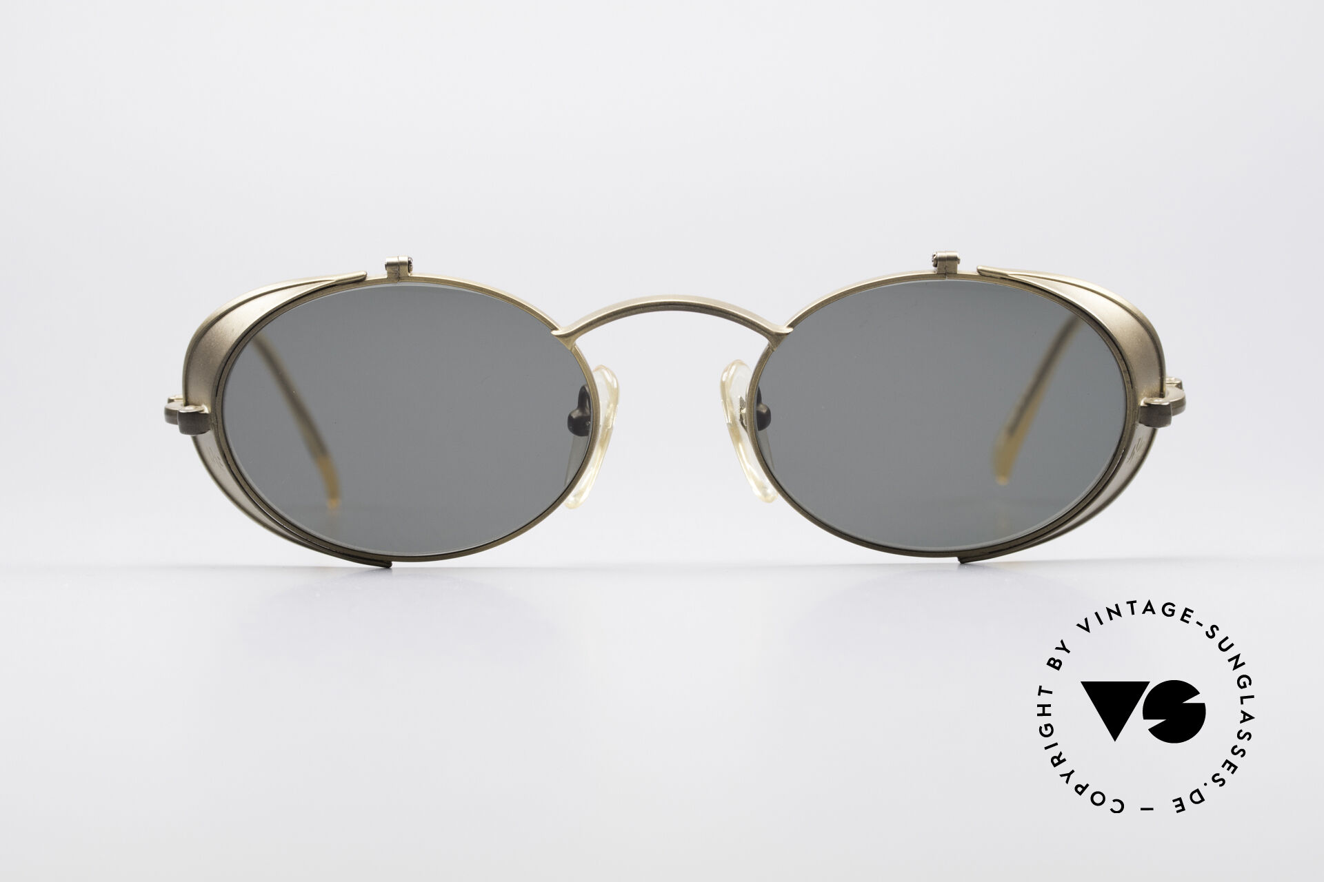 Side shield 2025 sunglasses designer