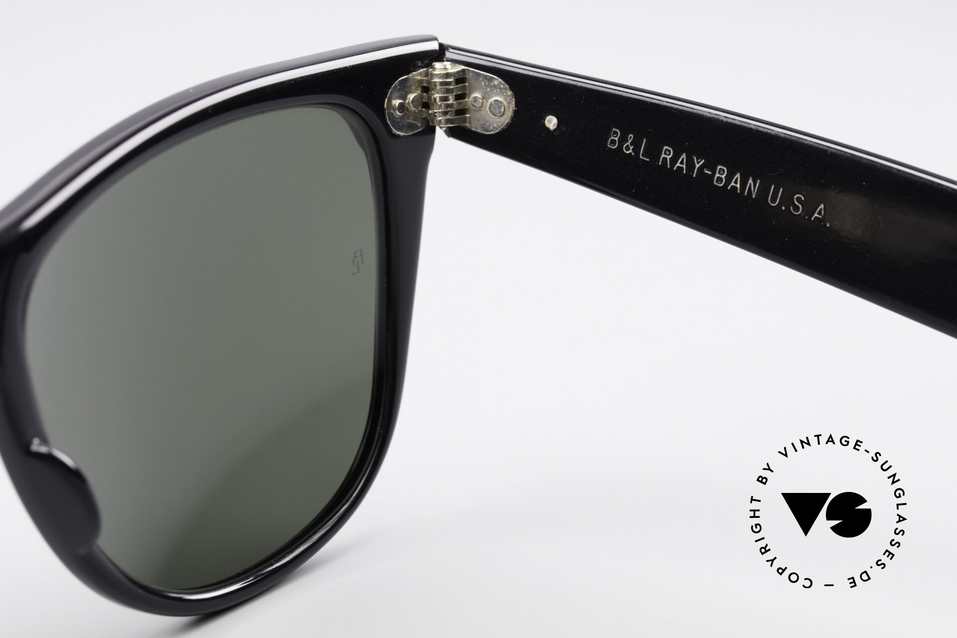 Ray Ban Wayfarer II The sunglasses Classic