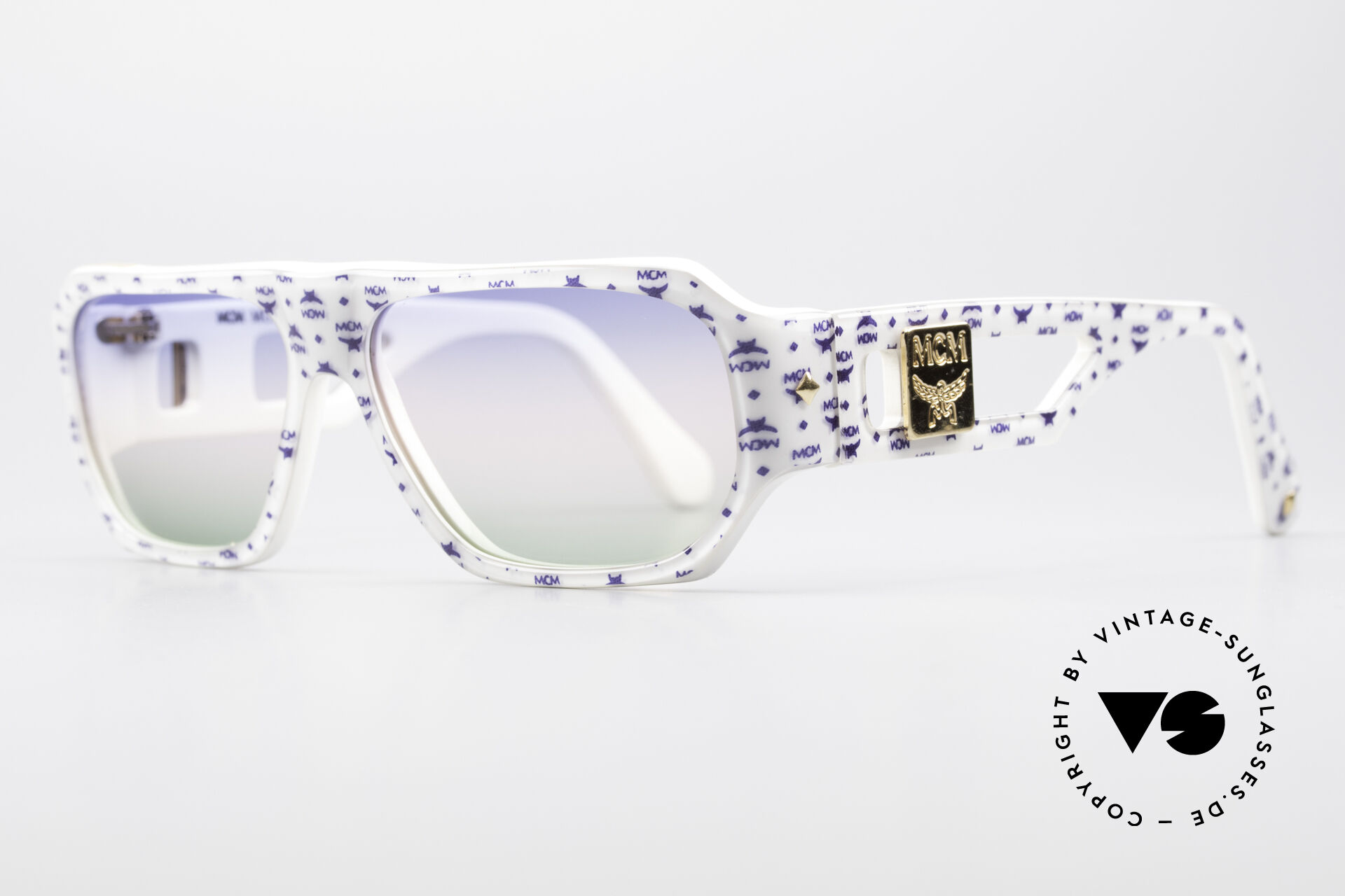 Mcm top logo sunglasses