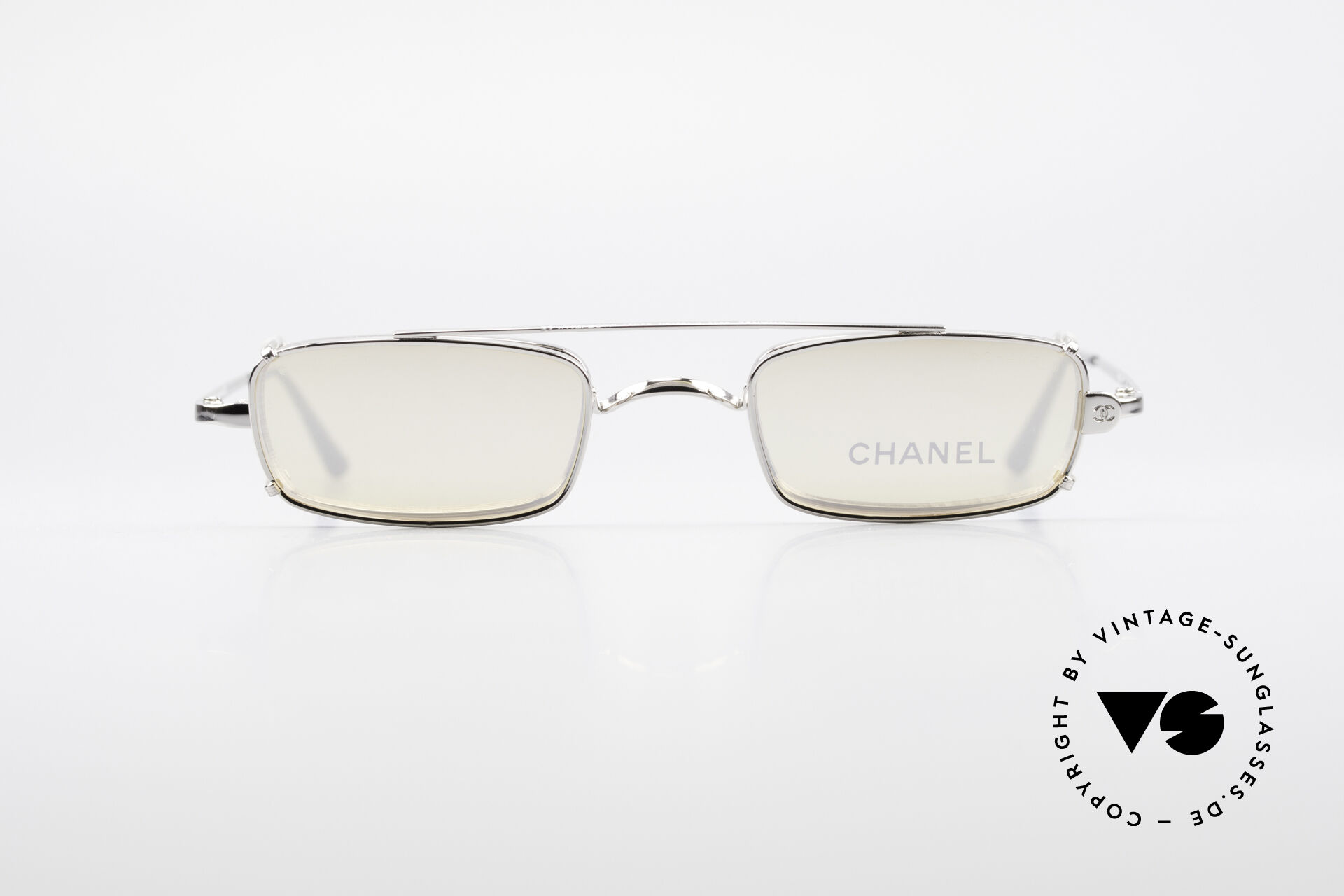 Chanel clip hot sale on sunglasses