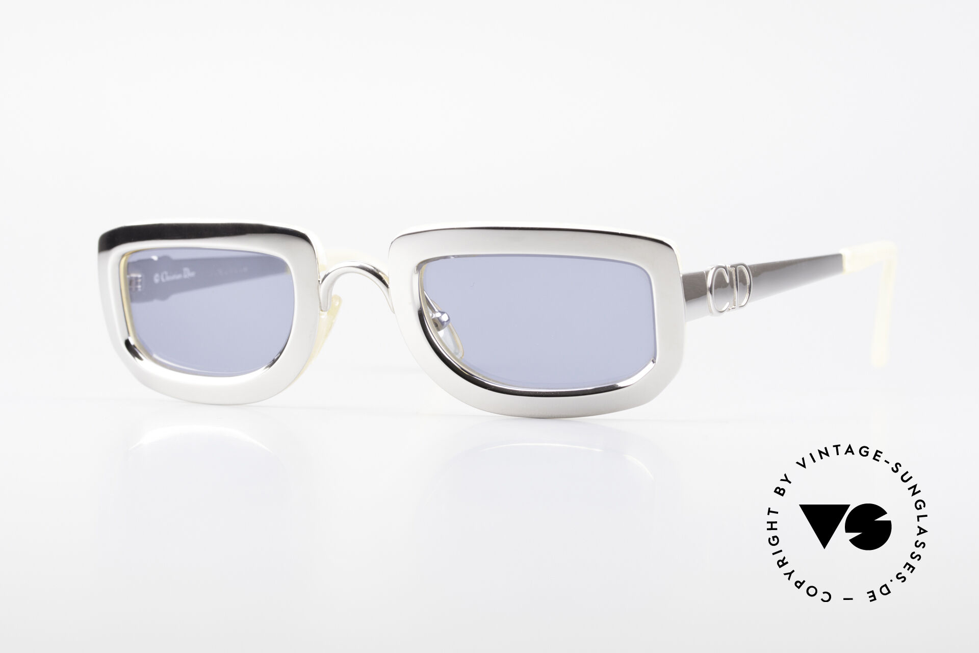 Lady 95.22 B1I White Butterfly Sunglasses | DIOR NZ