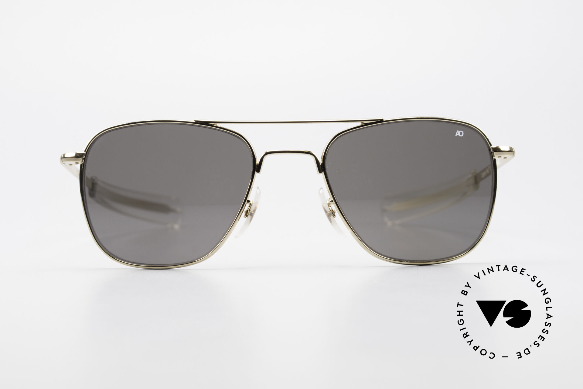 Pilot sunglasses made in usa 2025