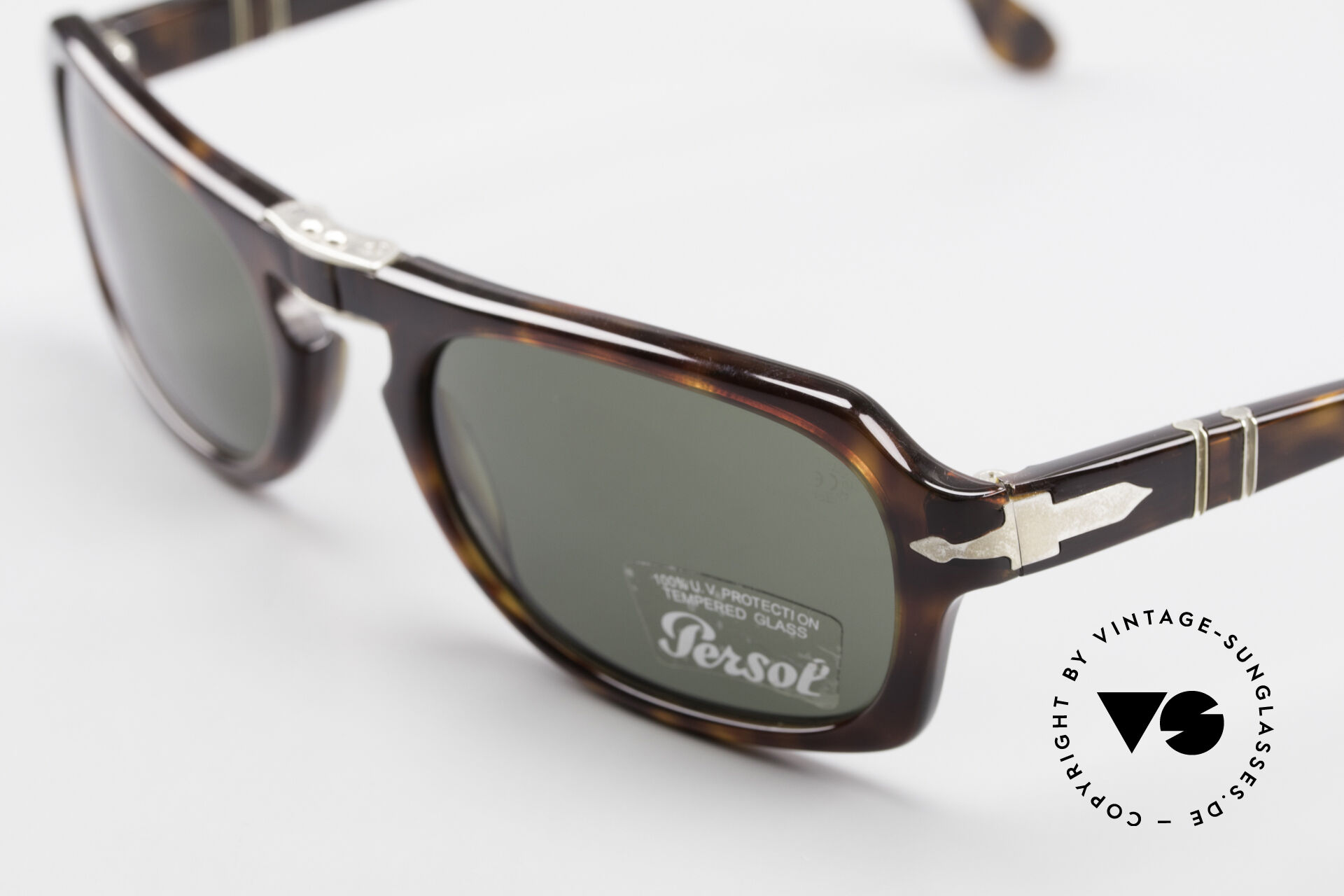 Persol 649 folding clearance